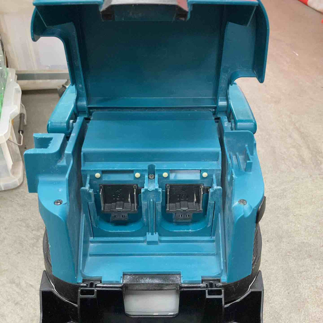 ★マキタ(makita) コードレス集じん機 乾式 VC864DZ【川崎店】