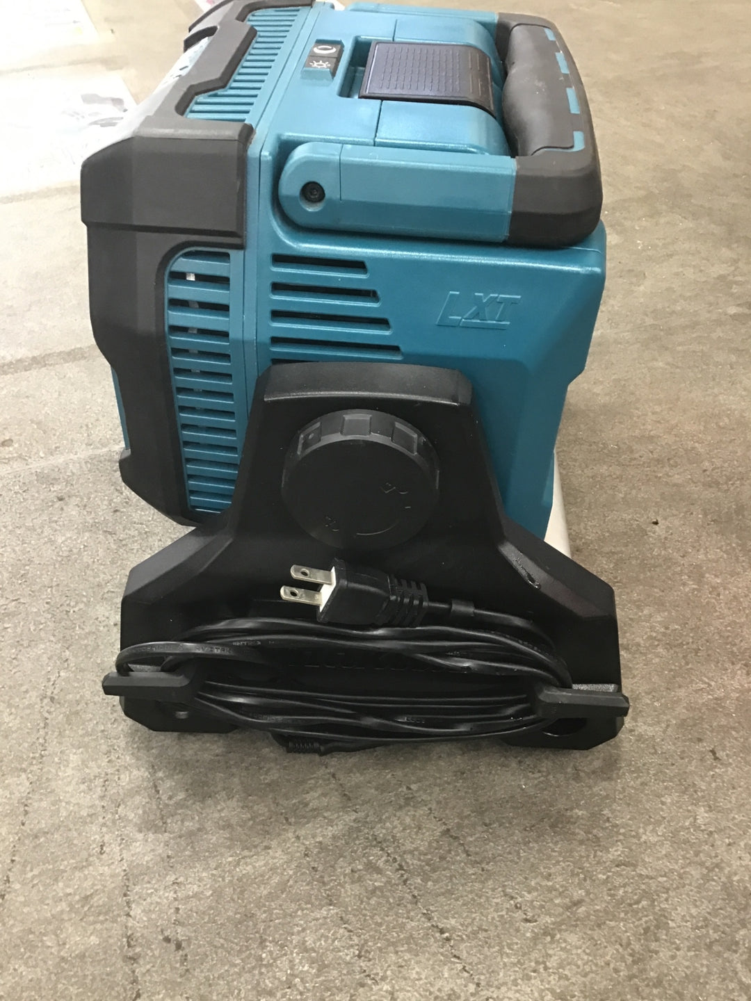★マキタ(makita) コードレススタンドライト ML809【川崎店】
