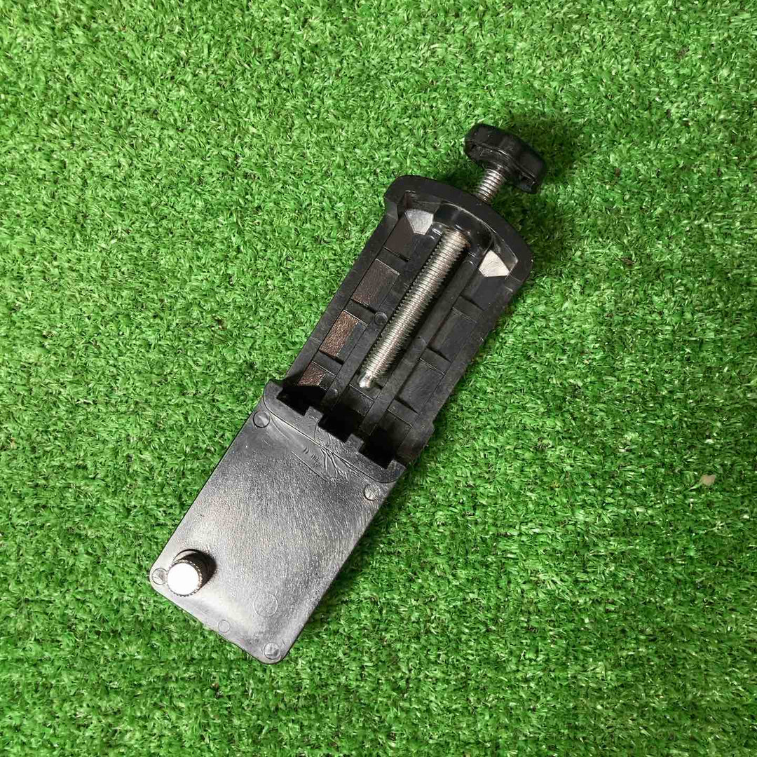 ◇リョービ レーザー墨出器 635nm赤色半導体レーザ 作業範囲:屋内約10m/屋外約25m 収納ケース付 HLL-700 受光器付き！【岩槻店】