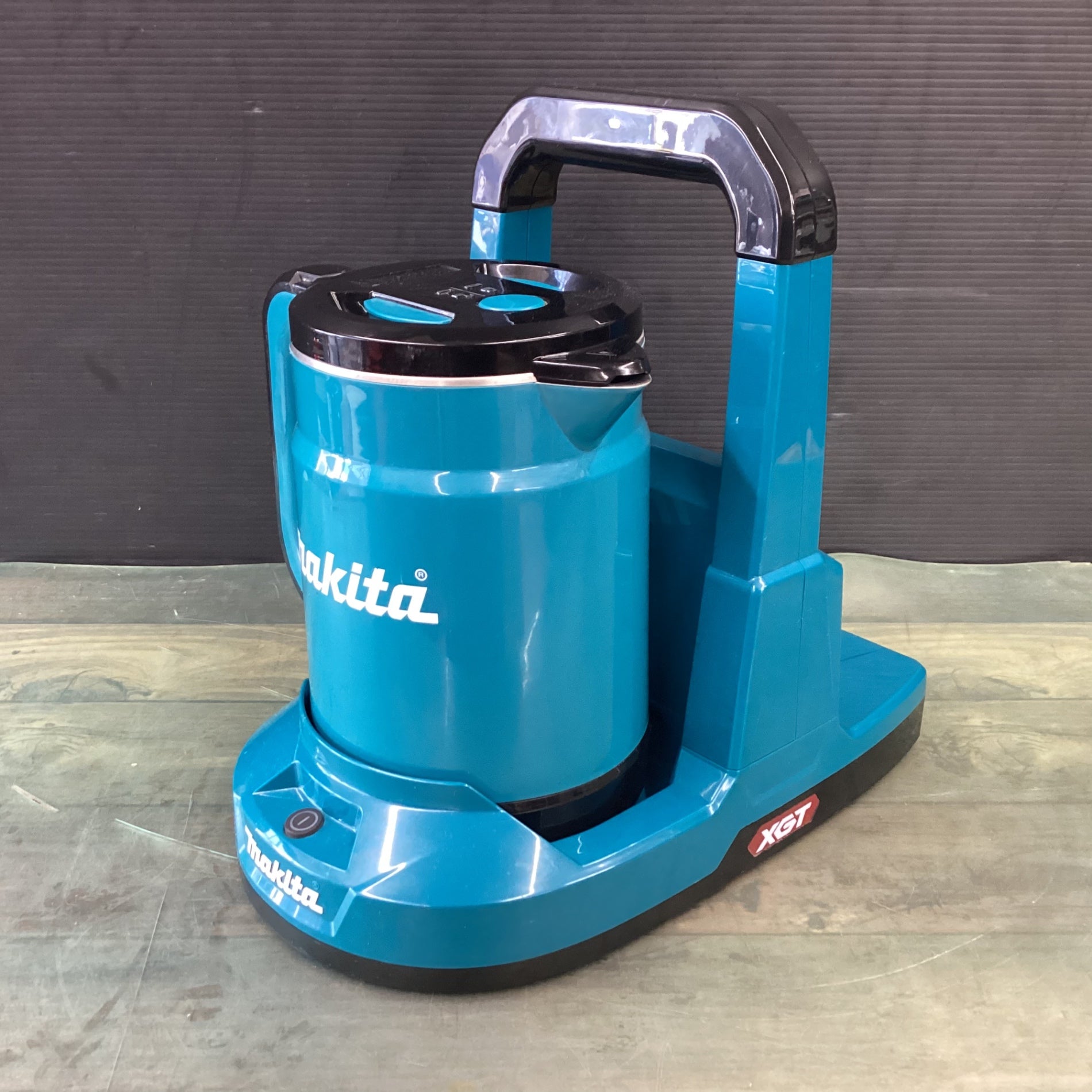 Makita XGT 電気ケトル 青　40V マキタ Makita XGT 電気ケトル 青 40V マキタ（マキタさんに言いたい