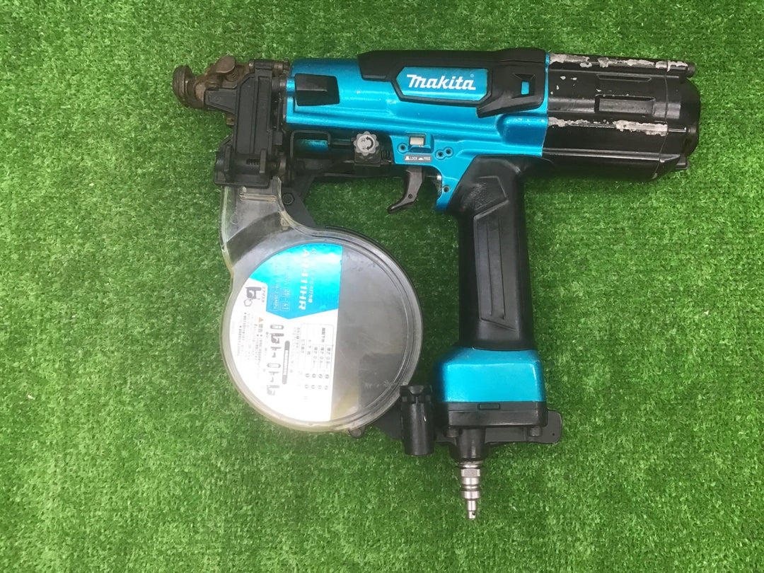 ★マキタ(makita) 高圧エアネジ打ち機 AR411HRM【富山店】◇C