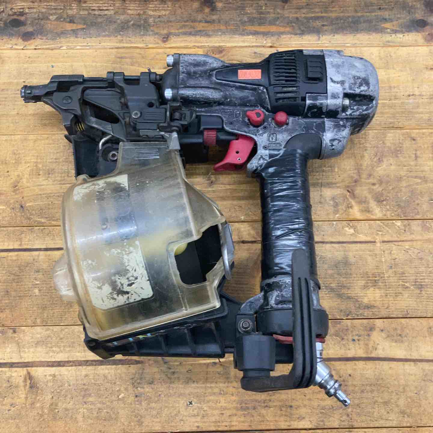 エア釘打ち機 – タグ 