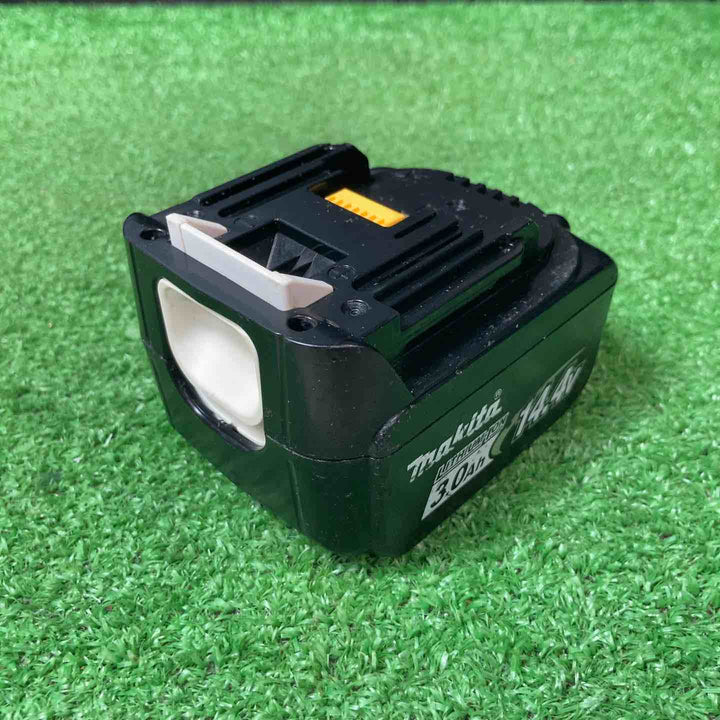 【中古品】★マキタ(makita) コードレス防じん丸のこ KS521DZ ◇14.4V3.0Ahバッテリー1個付き♪【岩槻店】