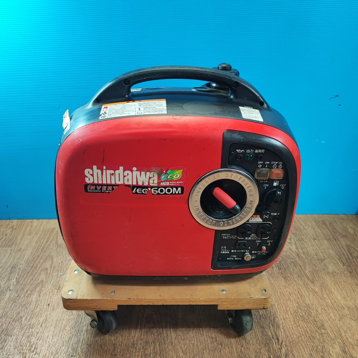 Shindaiwa 新ダイワ インバーター発電機 IEG1600M 得価，新作