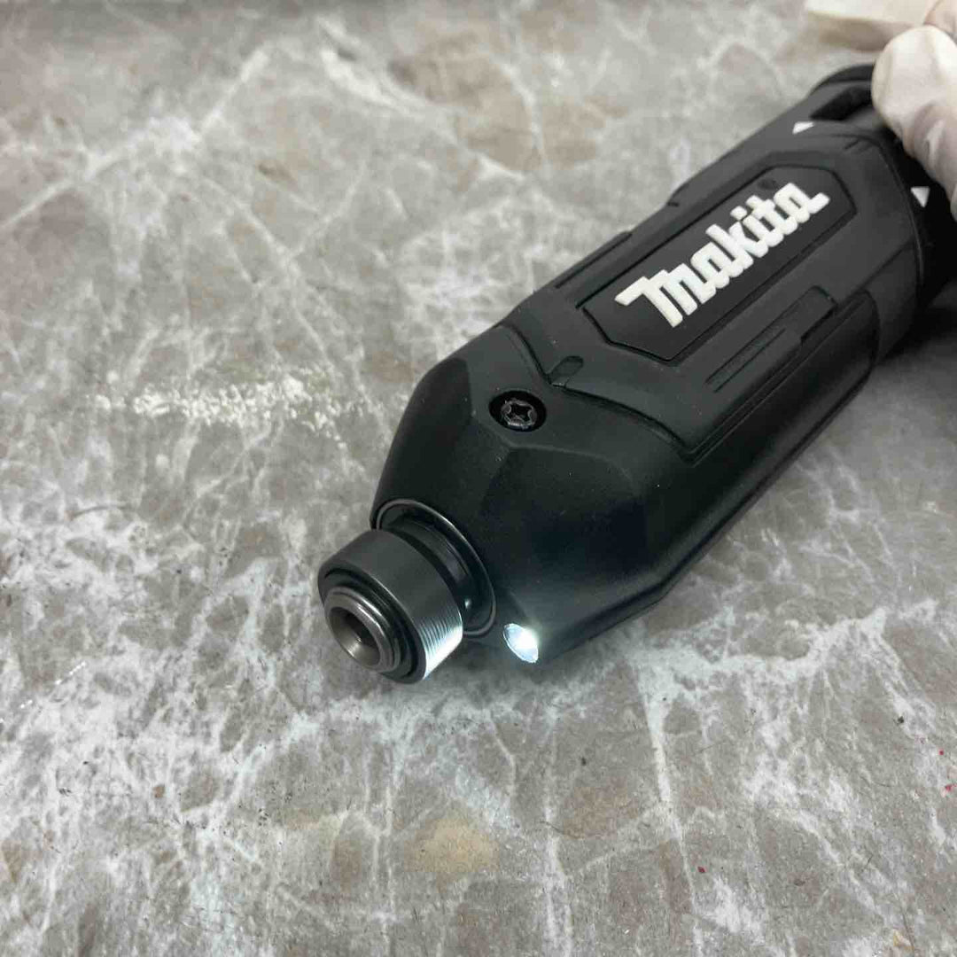 ★マキタ(makita) コードレスペンインパクトドライバー TD022DSHXB【八潮店】