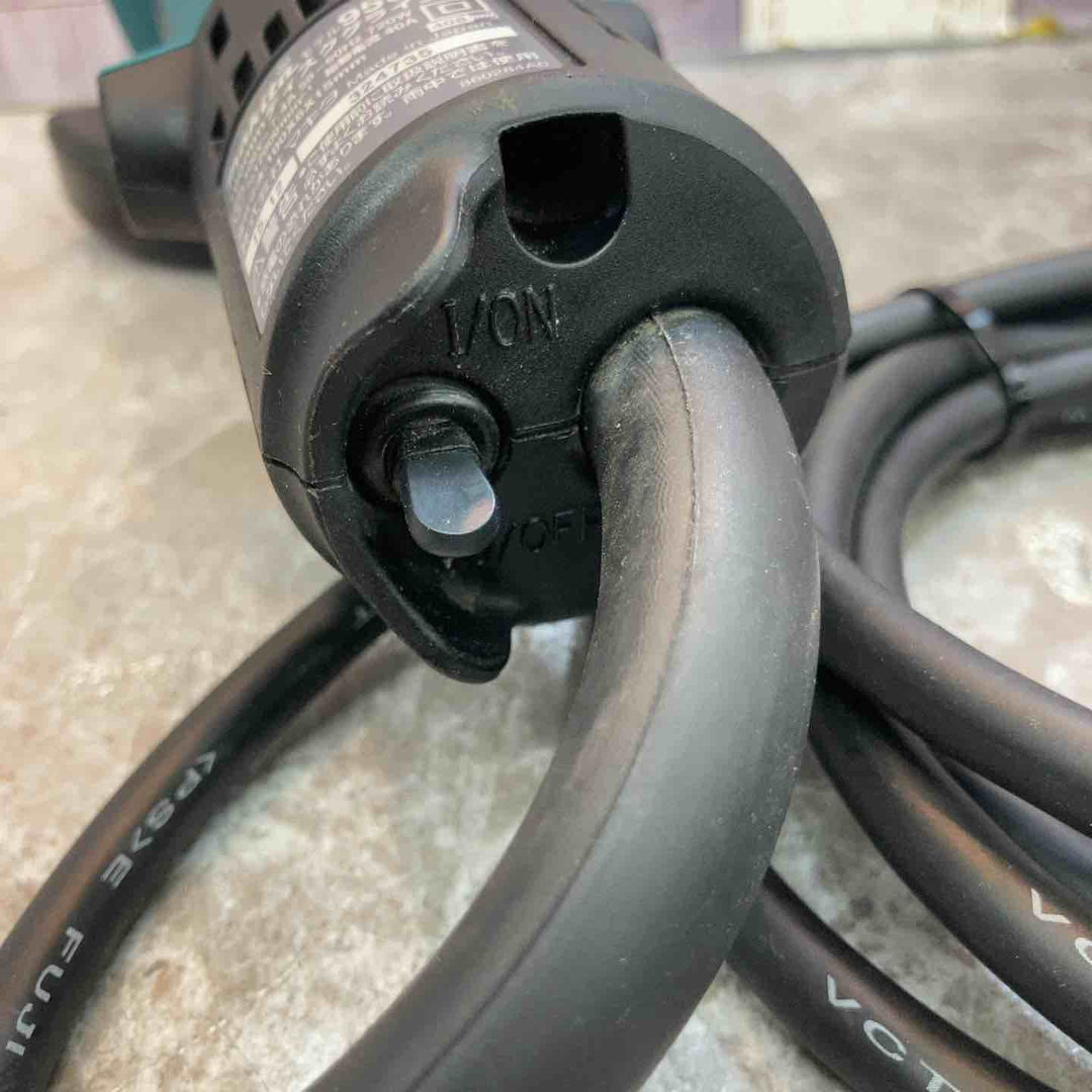 ☆マキタ(makita) 100mmディスクグラインダ 9533B【八潮店】