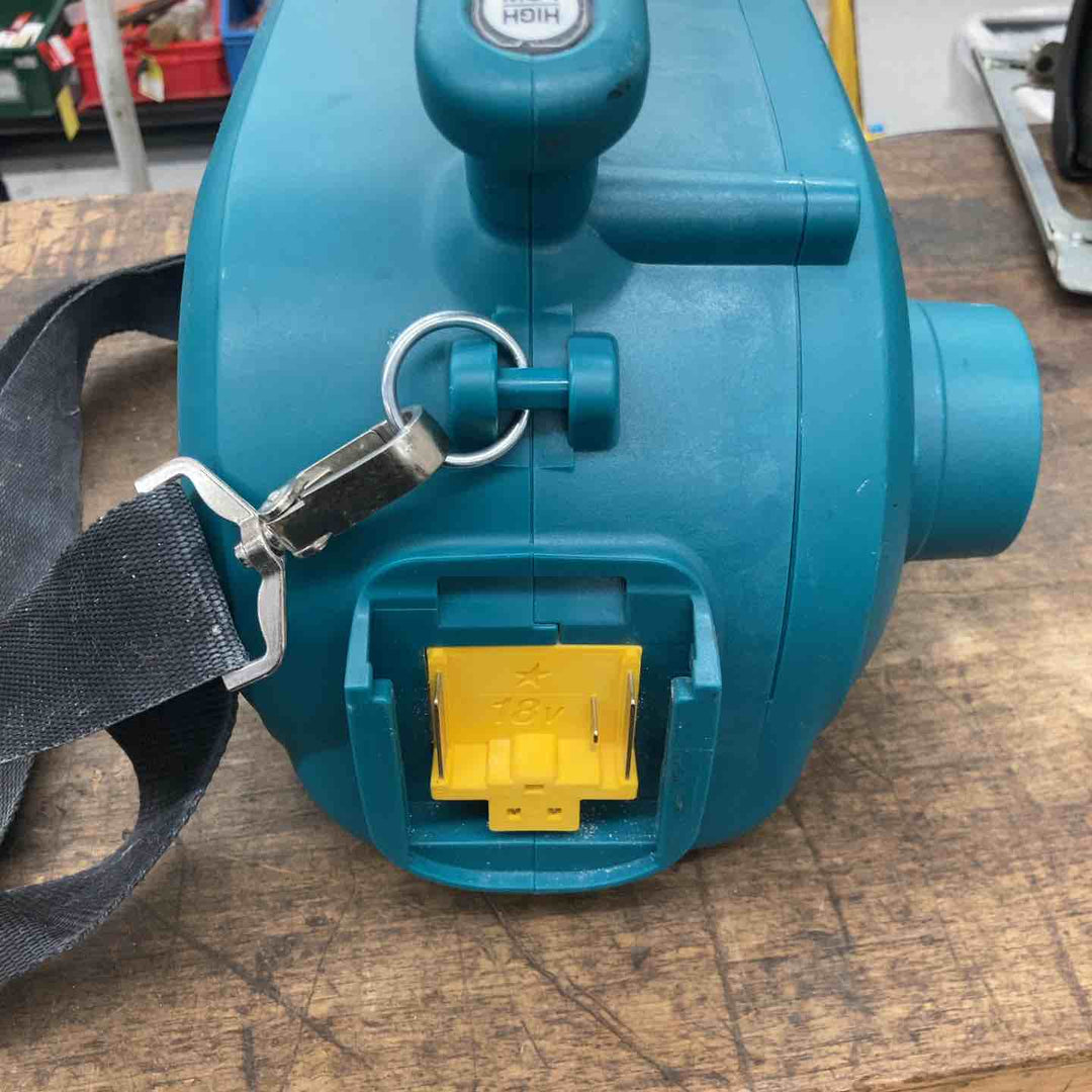 ☆マキタ(makita) コードレス集じん機 VC350DZ【八潮店】