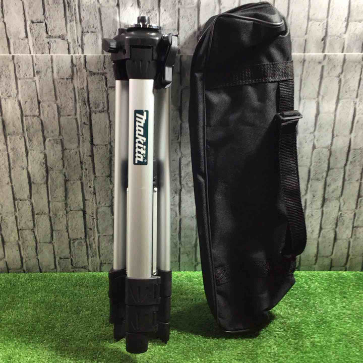 ◇マキタ(makita) グリーンレーザー墨出し器 SK40GD 三脚付き【川口店】
