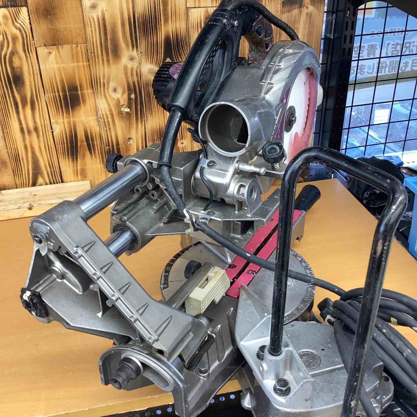 ☆ハイコーキ(HIKOKI ※旧:日立工機) 卓上スライド丸のこ C6RSHC【越谷