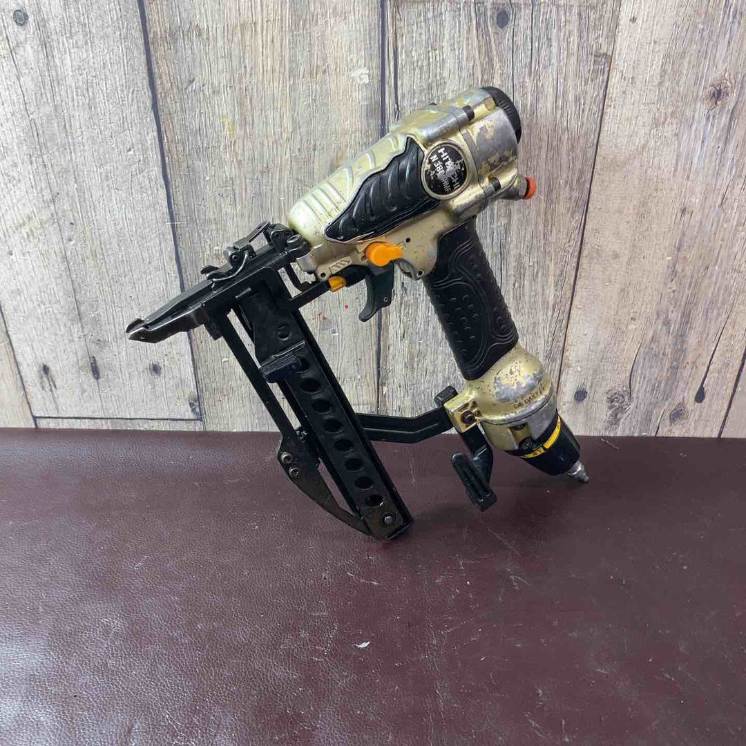 中古品】ハイコーキ(HIKOKI ※旧:日立工機) 高圧フロアタッカ N3804HMF 