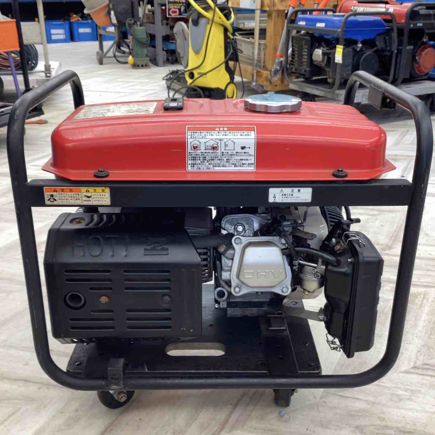 店頭受取り限定】◇ダイシン(DAISHIN) 大型タンク発電機 CBM2600 50Hz