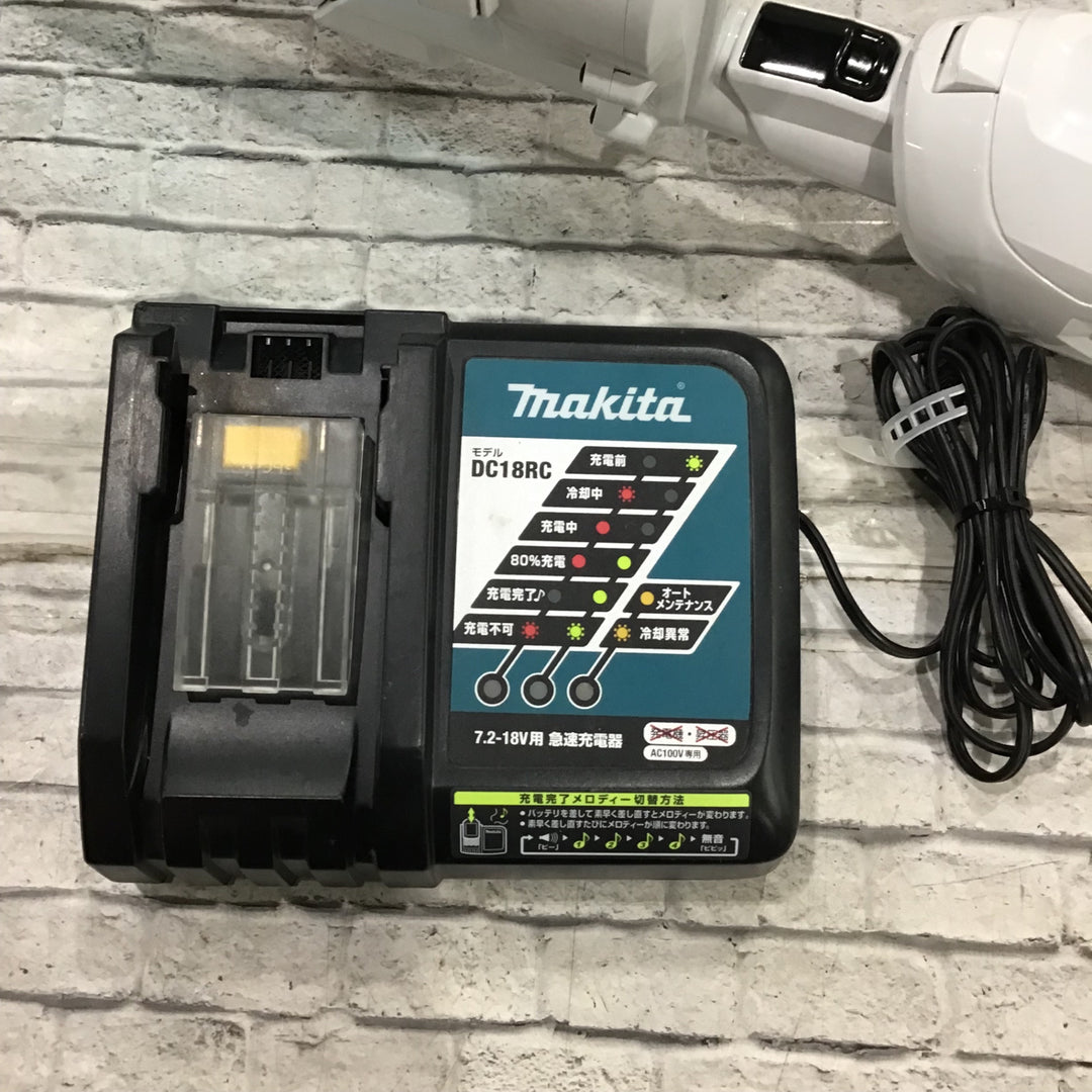 ★マキタ(makita) コードレスクリーナー CL282FDFCW【川口店】