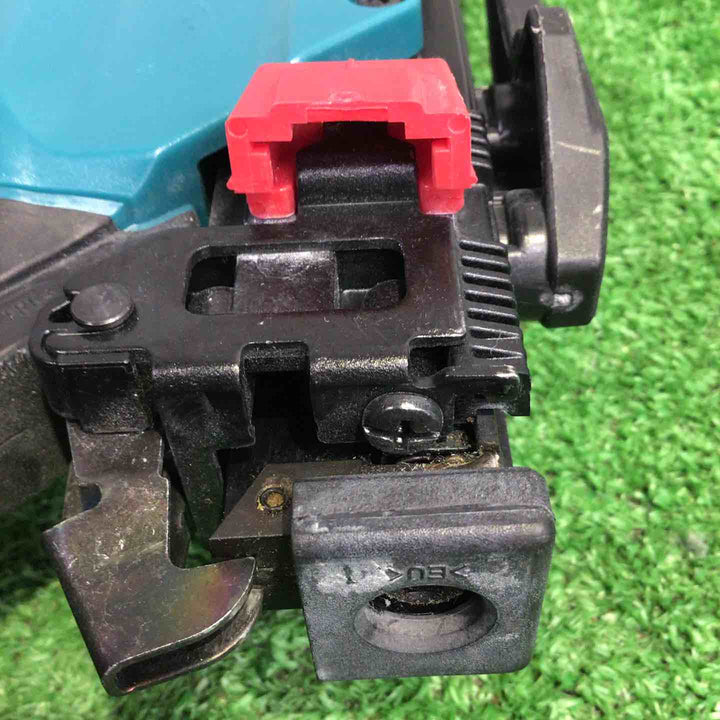 ★マキタ(makita) コードレスタッカー ST421DZK【町田店】