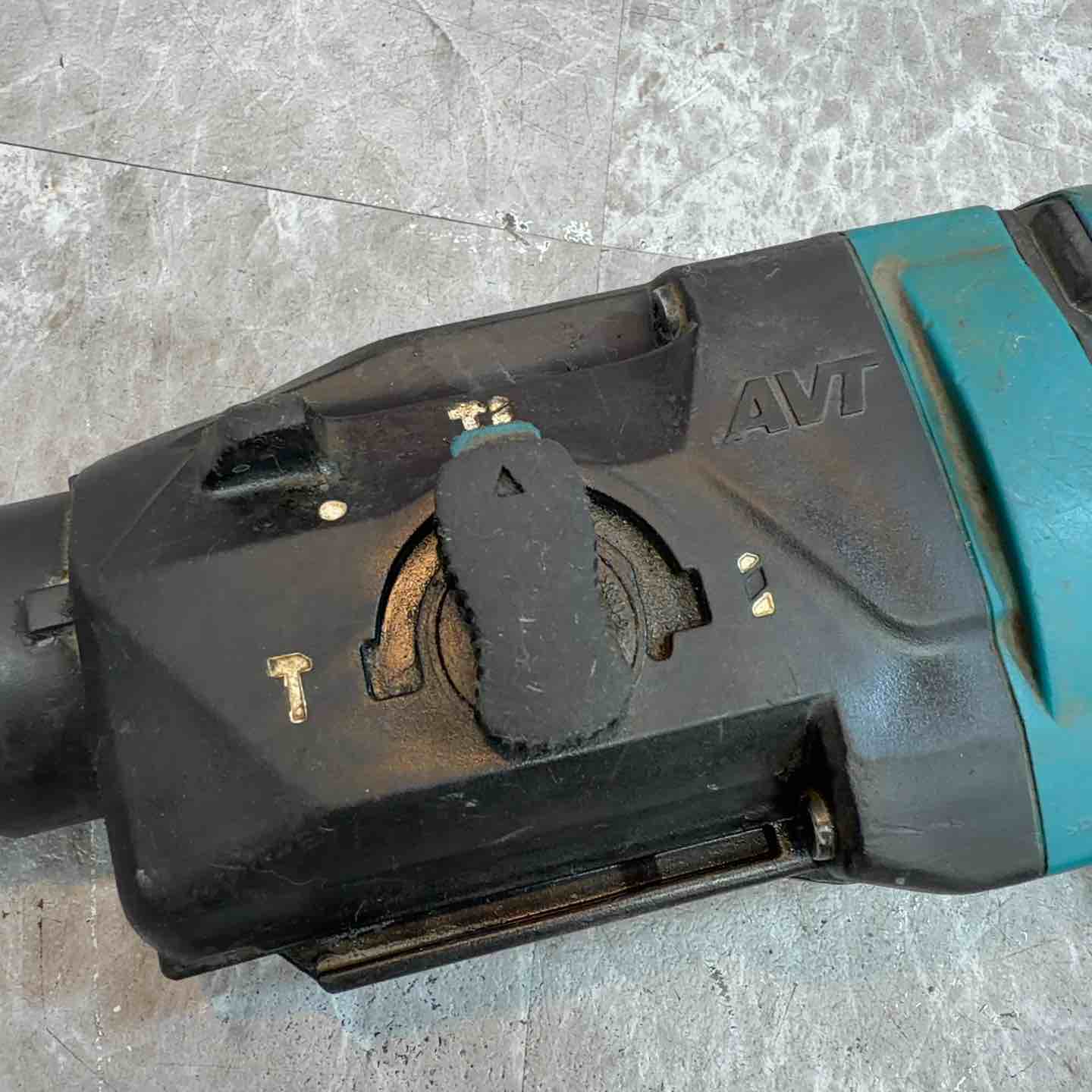 ◇マキタ 18mm充電式ハンマドリル HR182DZ【八潮店】 – アクトツール