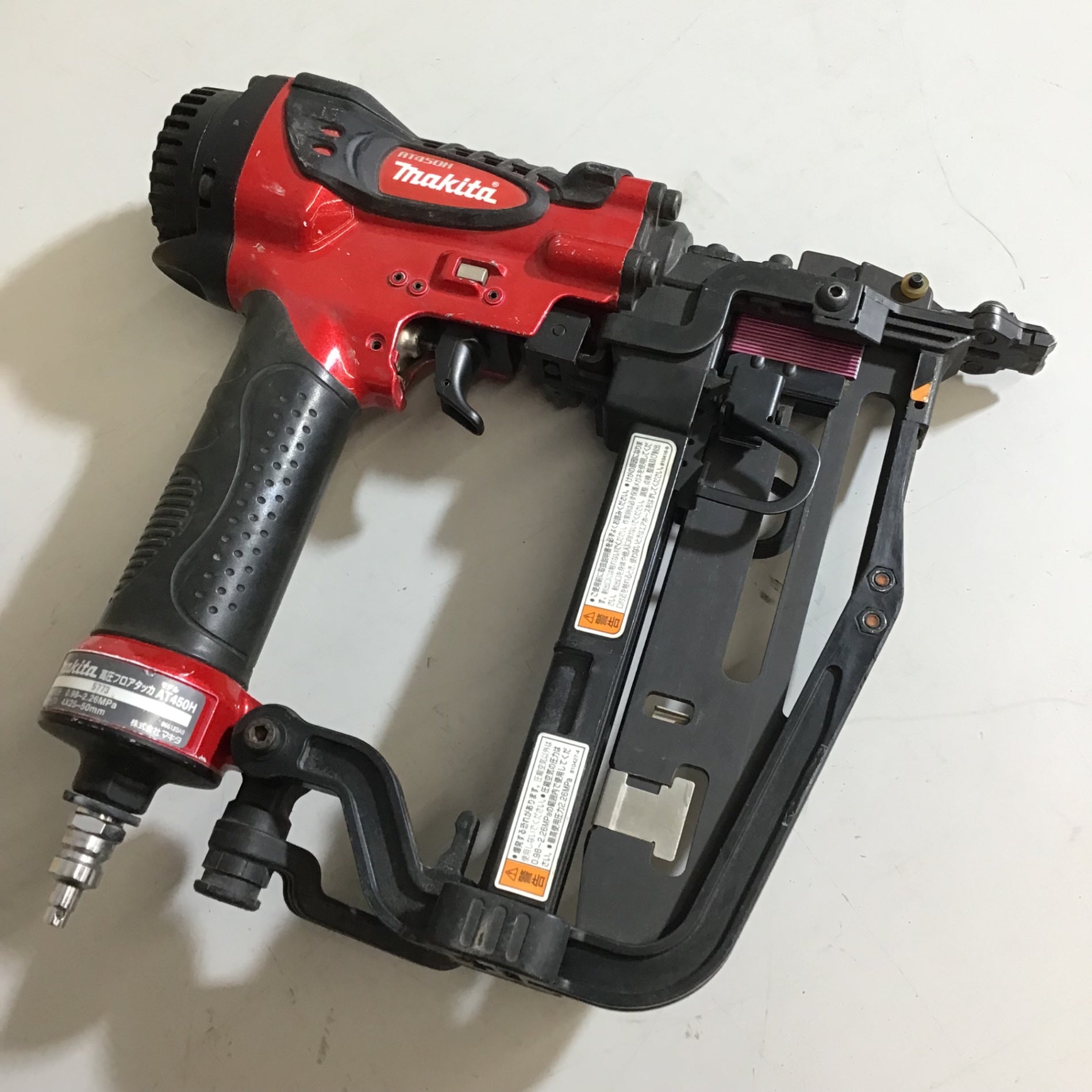 〇マキタ(makita) 高圧フロアタッカ AT450H【戸田店】 – アクト 〇マキタ(makita) 高圧フロアタッカ AT450H【戸田店】 – アクト
