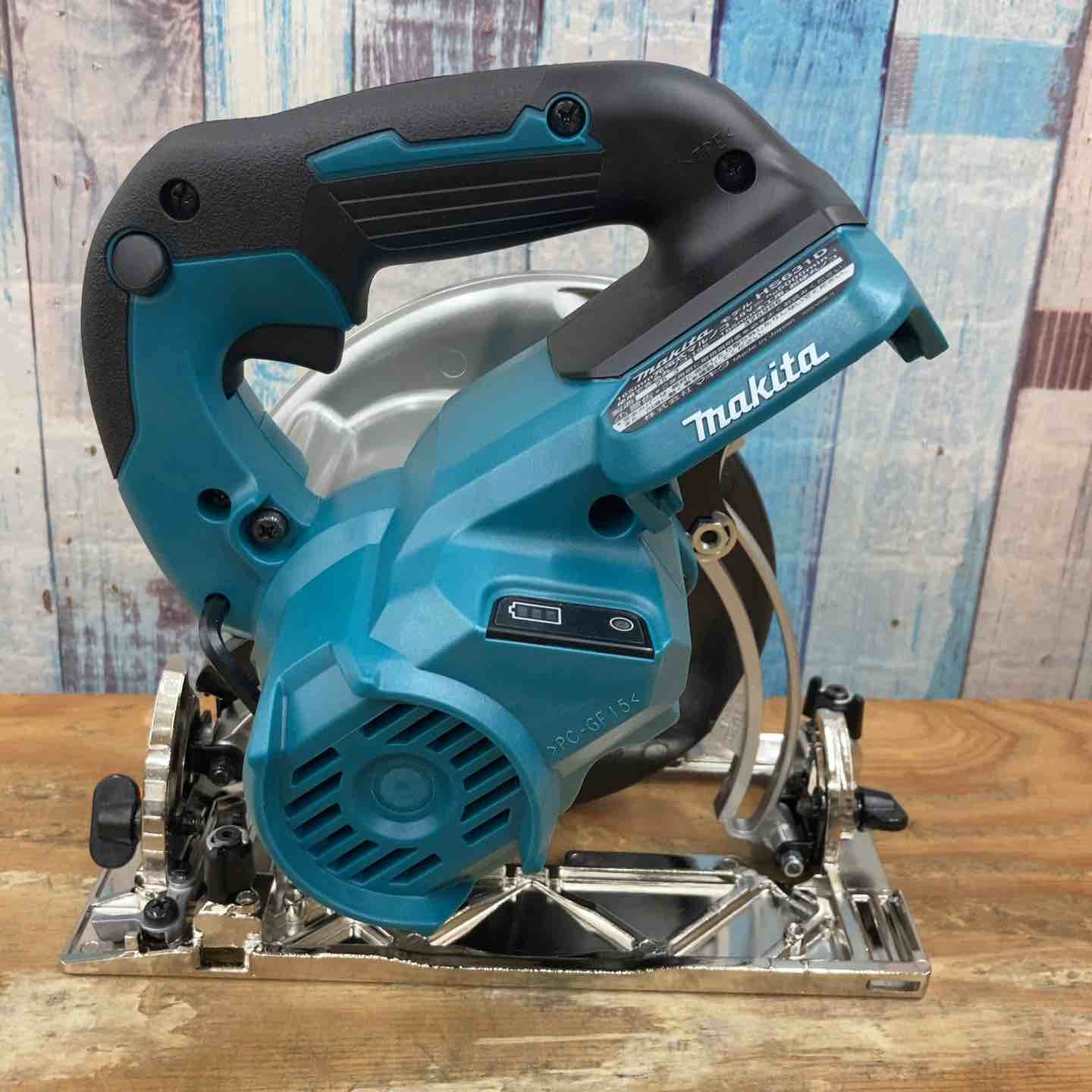 ☆マキタ(makita)18V 165㎜コードレス丸のこ HS631DGXS 【柏店