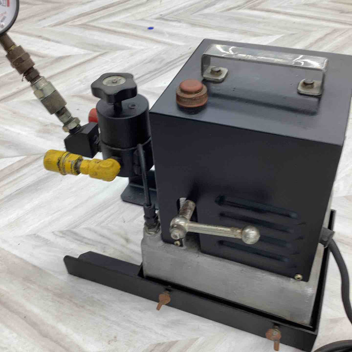 平林製作所  HYDRAULIC PUMP TYPE MPVS06 電動油圧ポンプ 通電確認のみ 【越谷店】