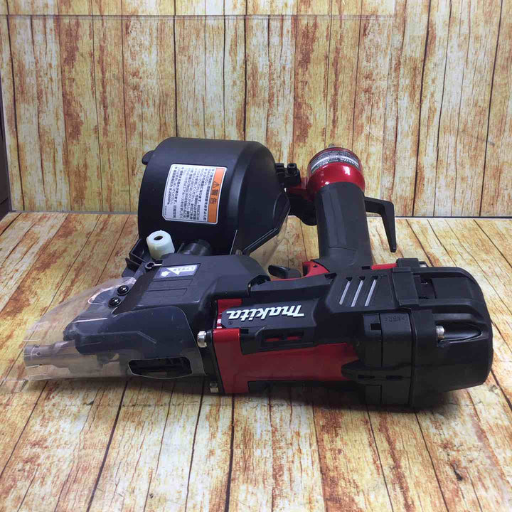 ★マキタ(makita) 高圧エア釘打ち機 AN636H【川崎店】