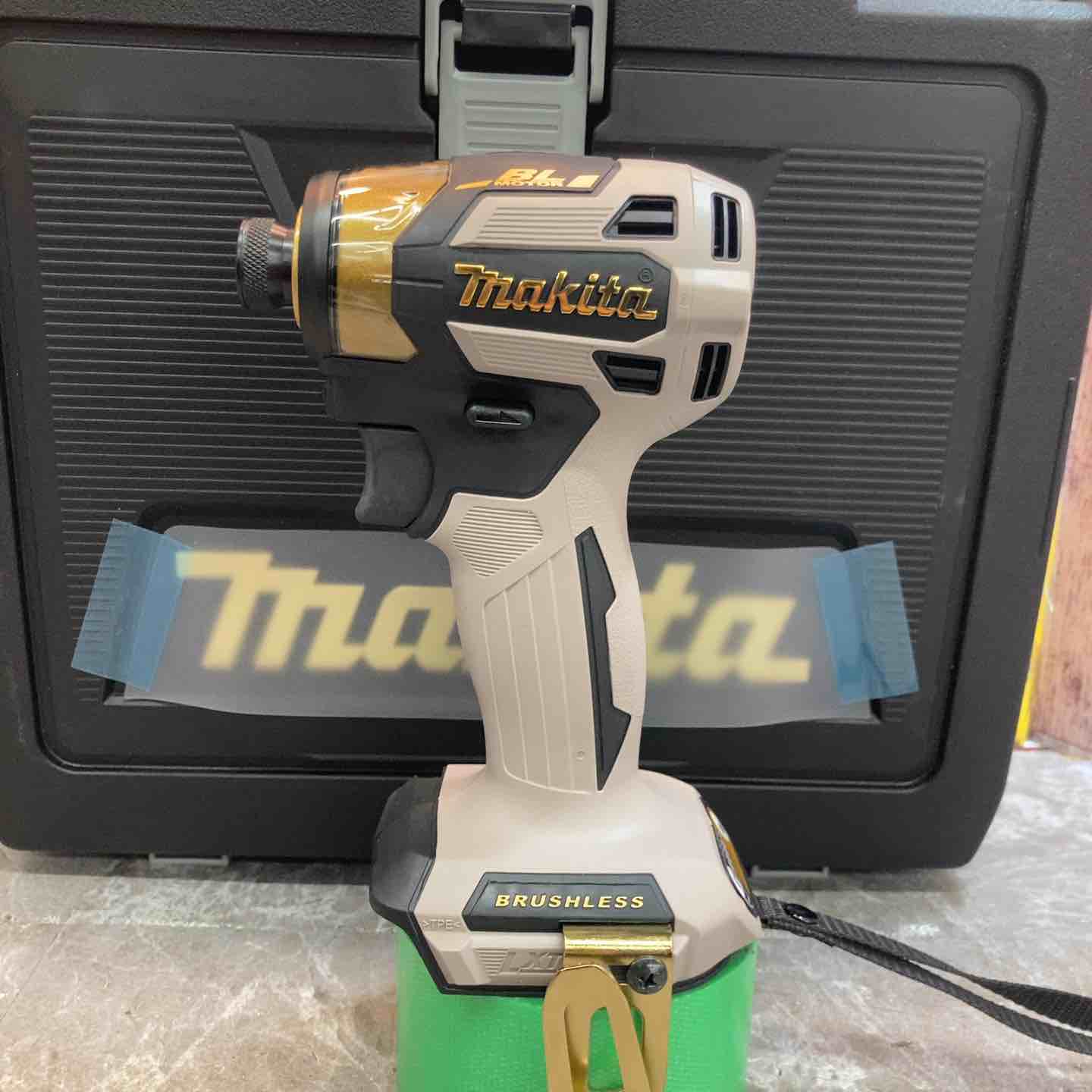 未使用品】本体+ケース マキタ makita コードレスインパクトドライバー