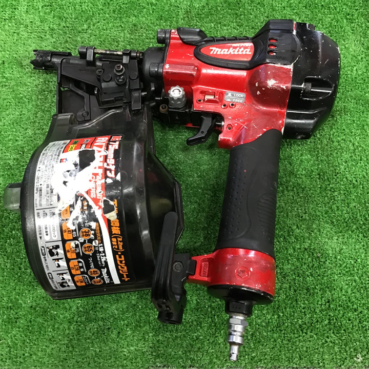 ★マキタ(makita) 高圧エア釘打ち機 AN711H【草加店】