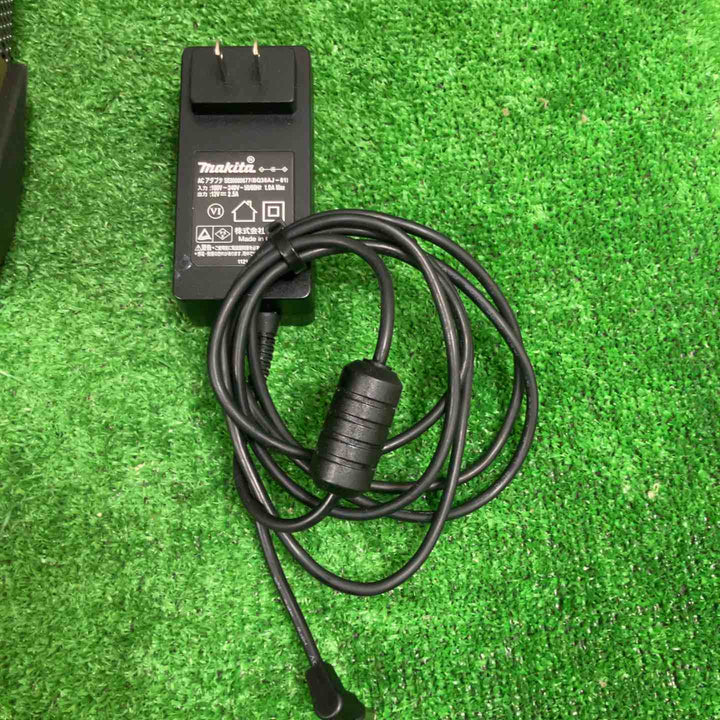 ★マキタ(makita) コードレスラジオ MR005GZO【草加店】
