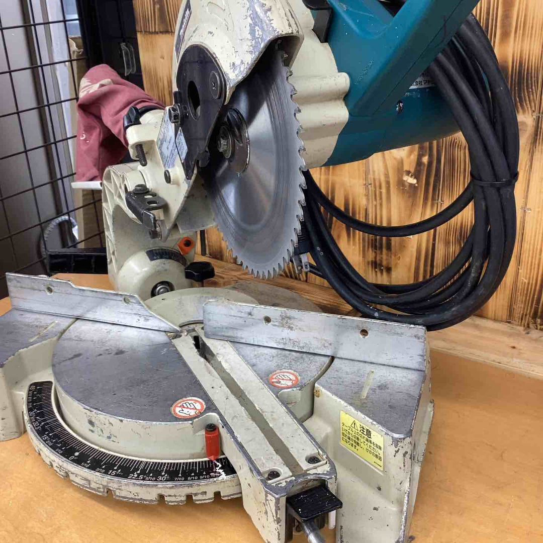 ◇マキタ(makita) 190mm卓上スライド丸ノコ LS0711【越谷店】