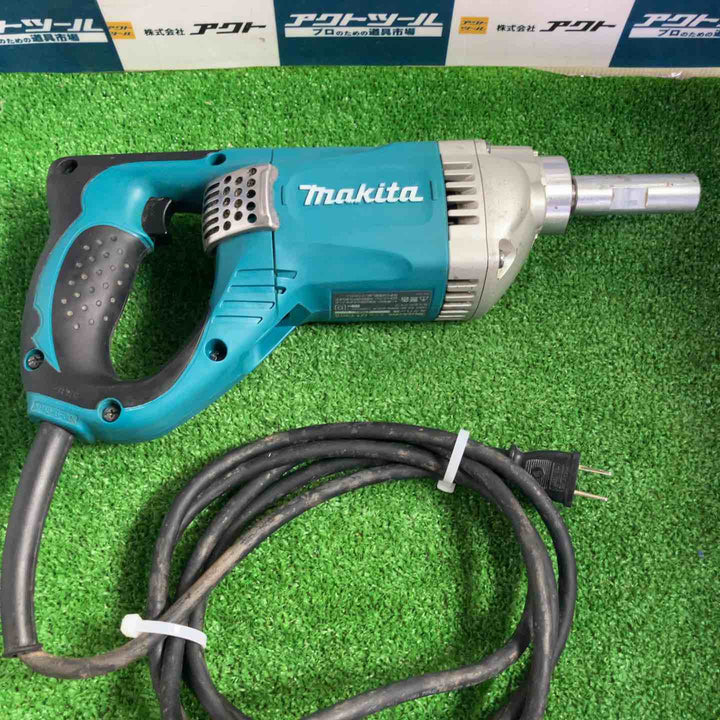 ☆マキタ(makita) コンクリートかくはん機 UT1305【草加店】