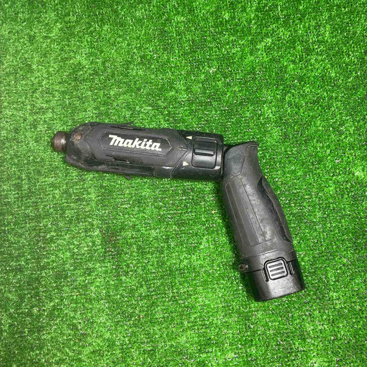 ★マキタ(makita) コードレスペンインパクトドライバー TD022DSHXB【藤沢店】