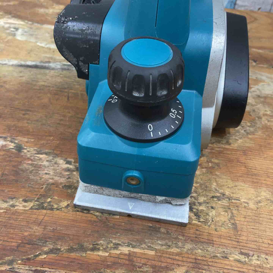 ★マキタ(makita) コードレスカンナ KP180DZ【柏店】