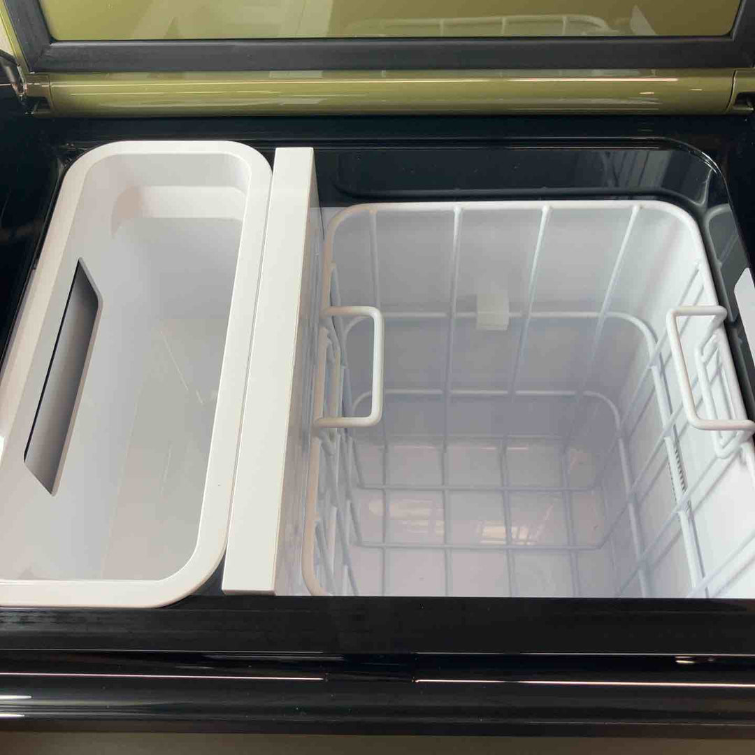 【未使用(店頭展示品)】★マキタ(makita) コードレス冷温庫 CW004GZO【東大和店】