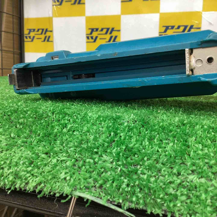 ◇マキタ 充電式タッカー ST312DZ【越谷店】