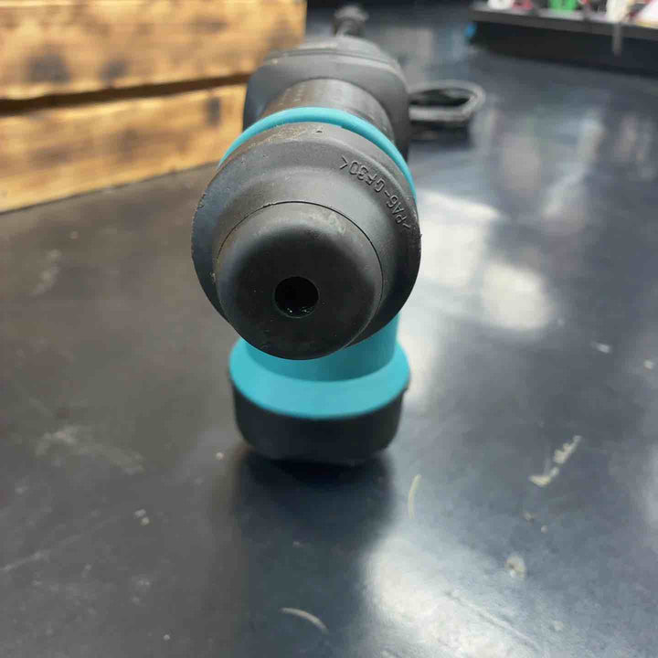 マキタ(makita) 電動ケレン ロングハンドルタイプ HK1820L【藤沢店】