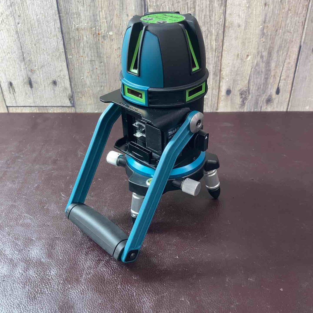 【未使用(店頭展示品)】★マキタ(makita) コードレスグリーンレーザー墨出し器 SK505GDZN 超高輝度 フルライン (SK505GDN)【東大和店】