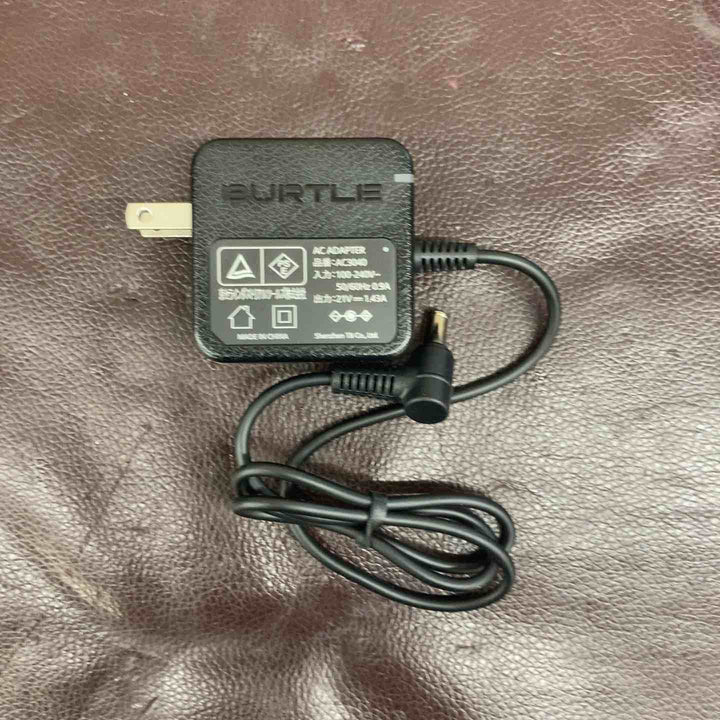 【中古美品】BURTLE バートル エアークラフト2026年モデル 30Vリチウムイオンバッテリー メタリックレッド AC10 96 F【東大和店】