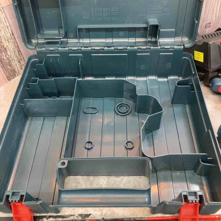 【中古品/美品】◇ボッシュ(BOSCH) 18Vバッテリー インパクトドライバー GDR18V-160 バッテリー3個・充電器付き【八潮店】