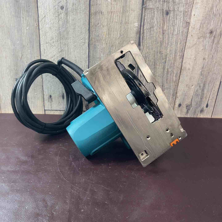 【中古品】マキタ(makita) 125mm防じん丸のこ 5055FKB【東大和店】
