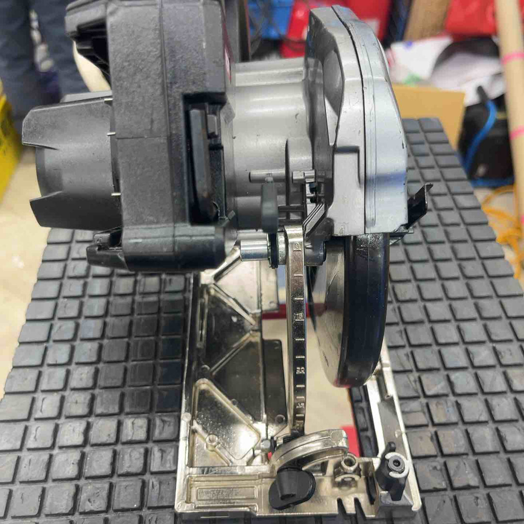 ★マキタ(makita) コードレス丸のこ HS001GZB【越谷店】