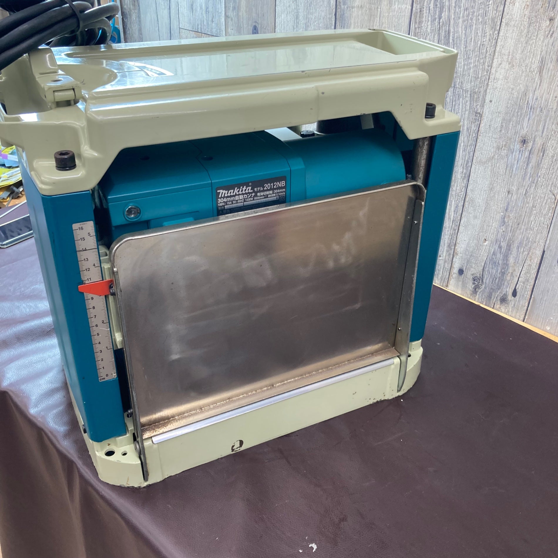 中古品】☆マキタ(makita) 自動カンナ 2012NB【東大和店】 – アクト