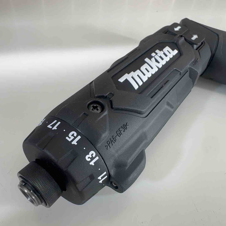 【未使用・本体のみ】 マキタ makita 10.8V コードレスペンドリルドライバー DF012DZB 【桶川店】
