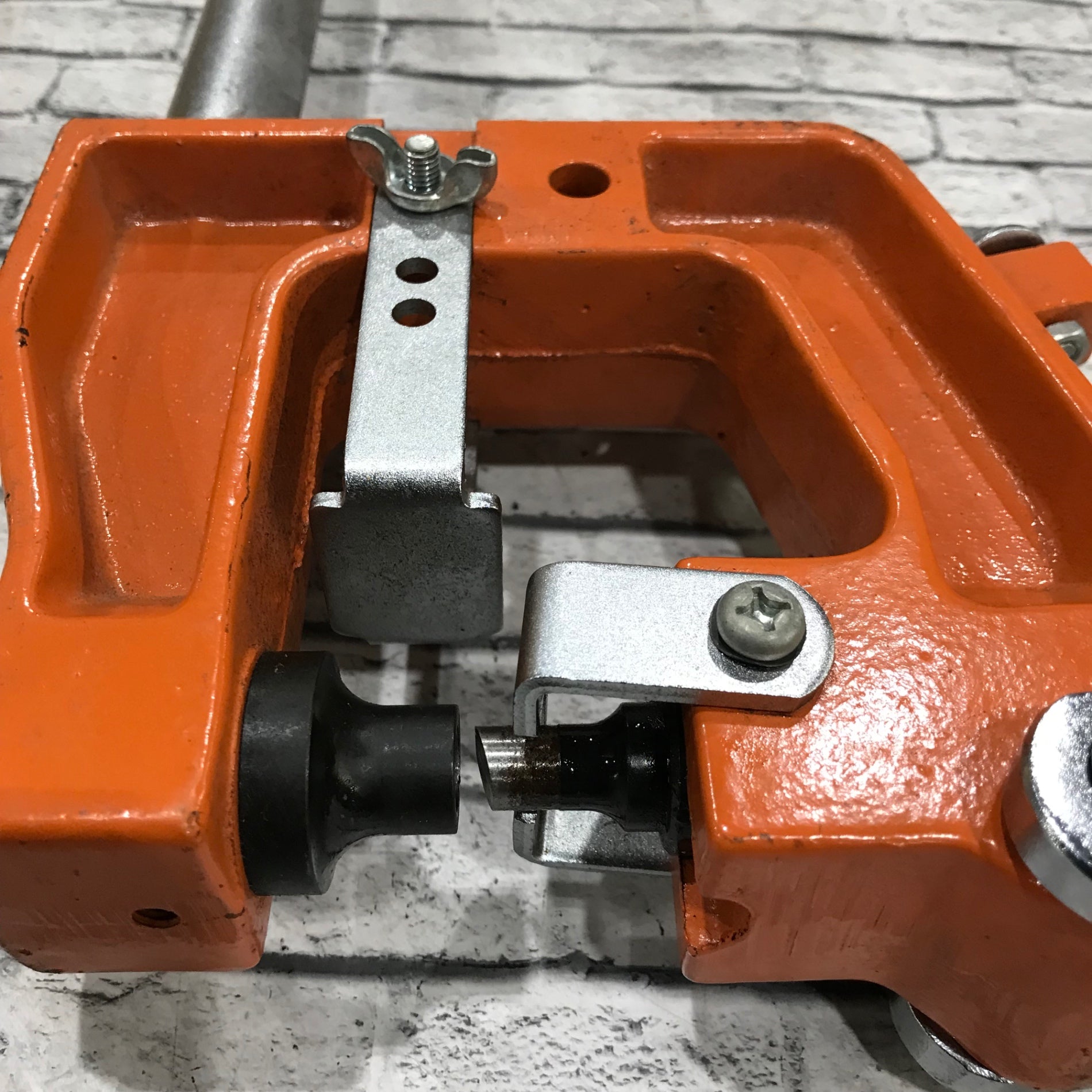 ネグロス電工 MAKRDP ケーブルラックダクトパンチャー 未使用