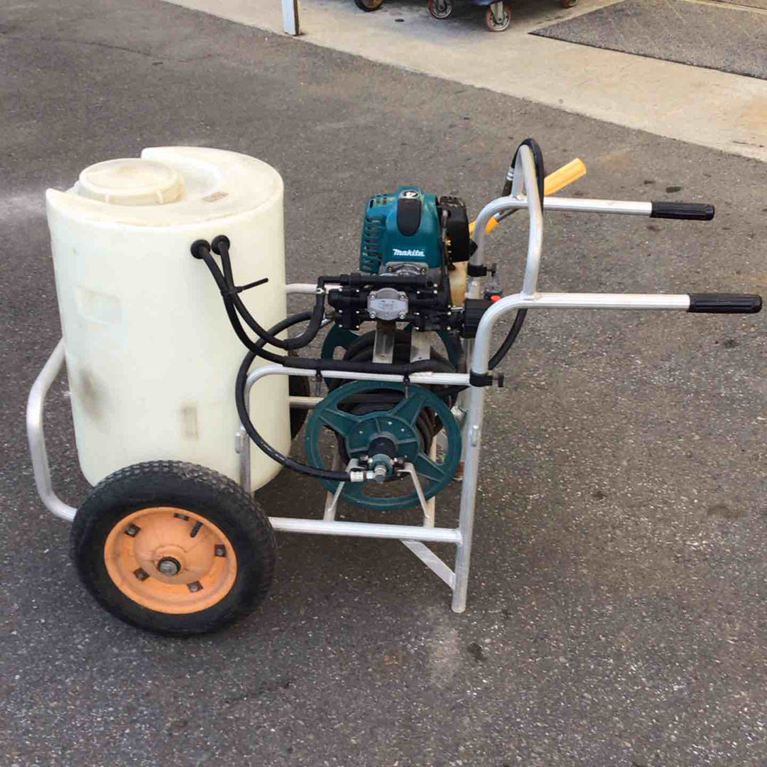 【店頭受取り限定】マキタ makita動力噴霧器 EUS500 4スト ※タンク割れ有【八潮店】