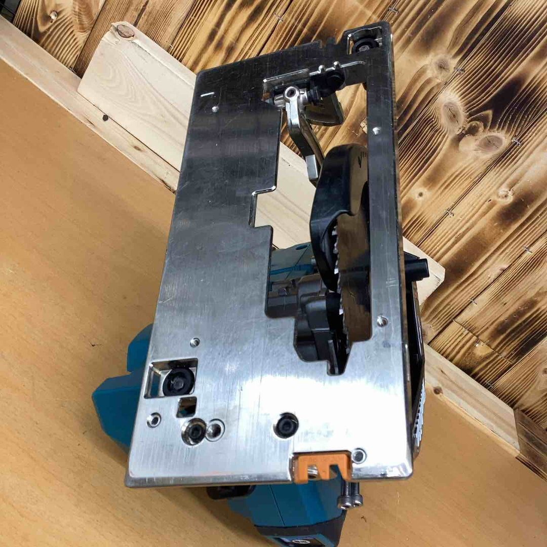 ★マキタ(makita) コードレス丸のこ HS002GZ【越谷店】