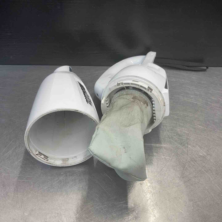 【中古品】 マキタ(makita) コードレスクリーナー CL108FDSHW バッテリー2個付き 【東大和店】