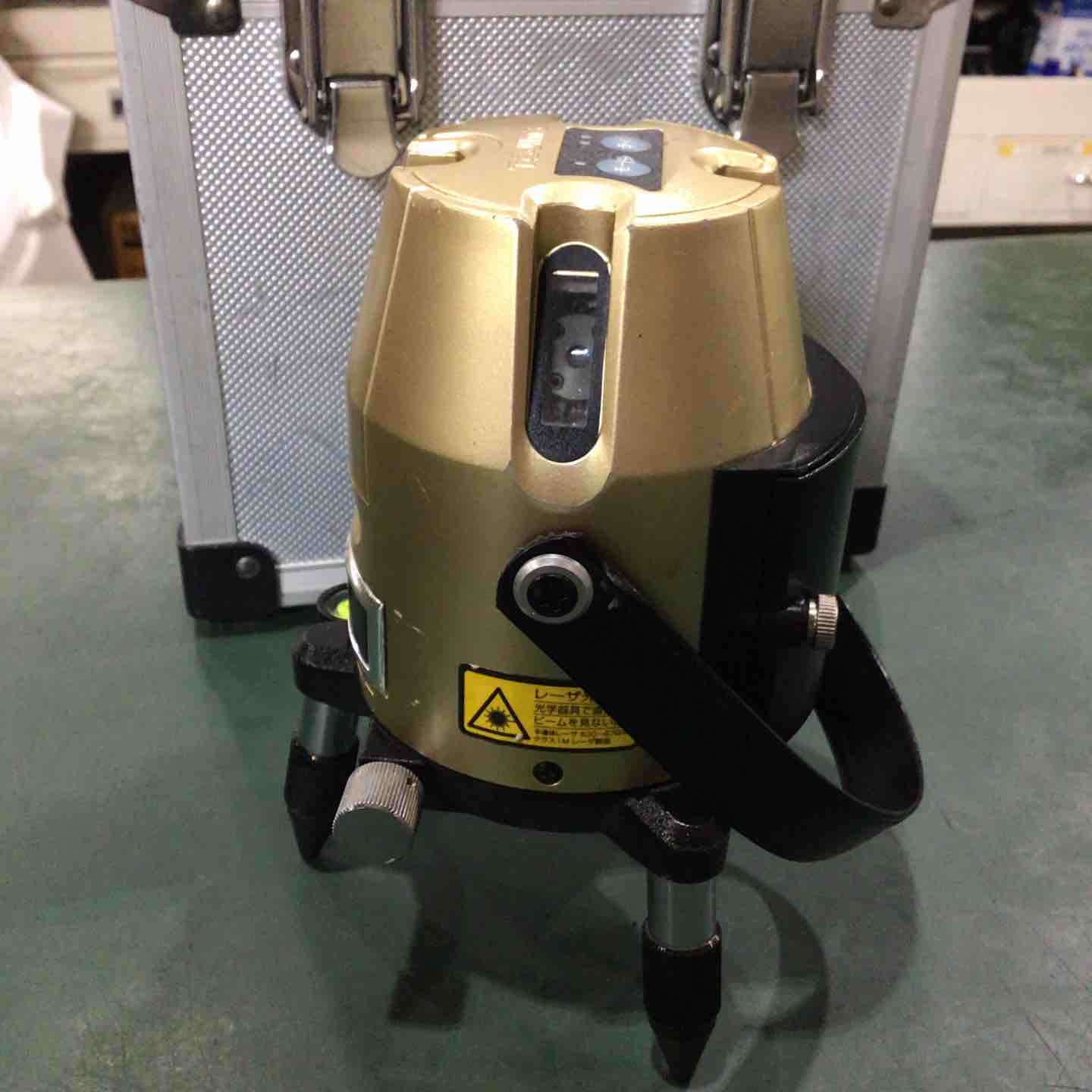 ✨タジマ 中古 GT5Zi レーザー墨出し器(赤) ケース＋肩ひも付き✨うるま市田場✨ ◇タジマ(TAJIMA) レーザー墨出し器 GT5Zi 矩十字・横・地墨 GT5Z-I