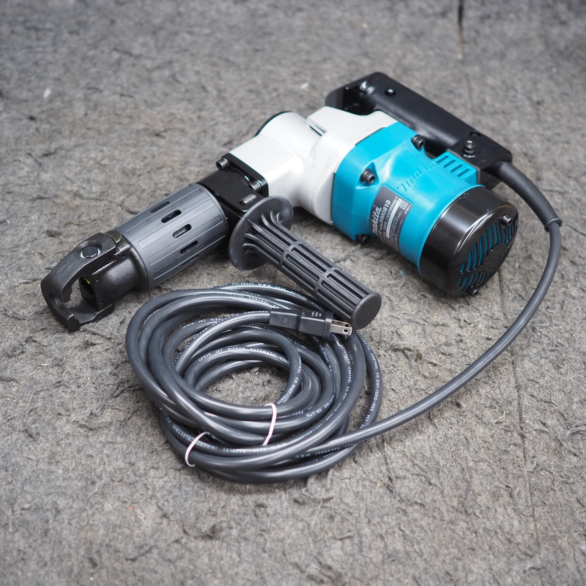 未使用品】マキタ/makita 電動ハンマ HM0810【鴻巣店】 – アクトツール