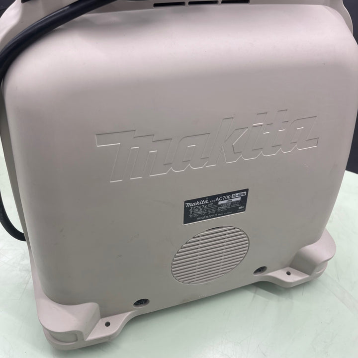 ★マキタ(makita) エアコンプレッサー AC700【越谷店】