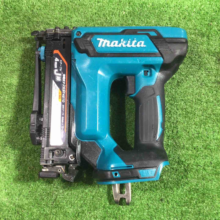 ★マキタ(makita) コードレスタッカー ST421DZK【川口店】