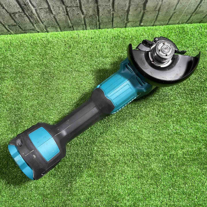 【中古品】★マキタ(makita) 100mmコードレスディスクグラインダ GA404DRGXN【八潮店】