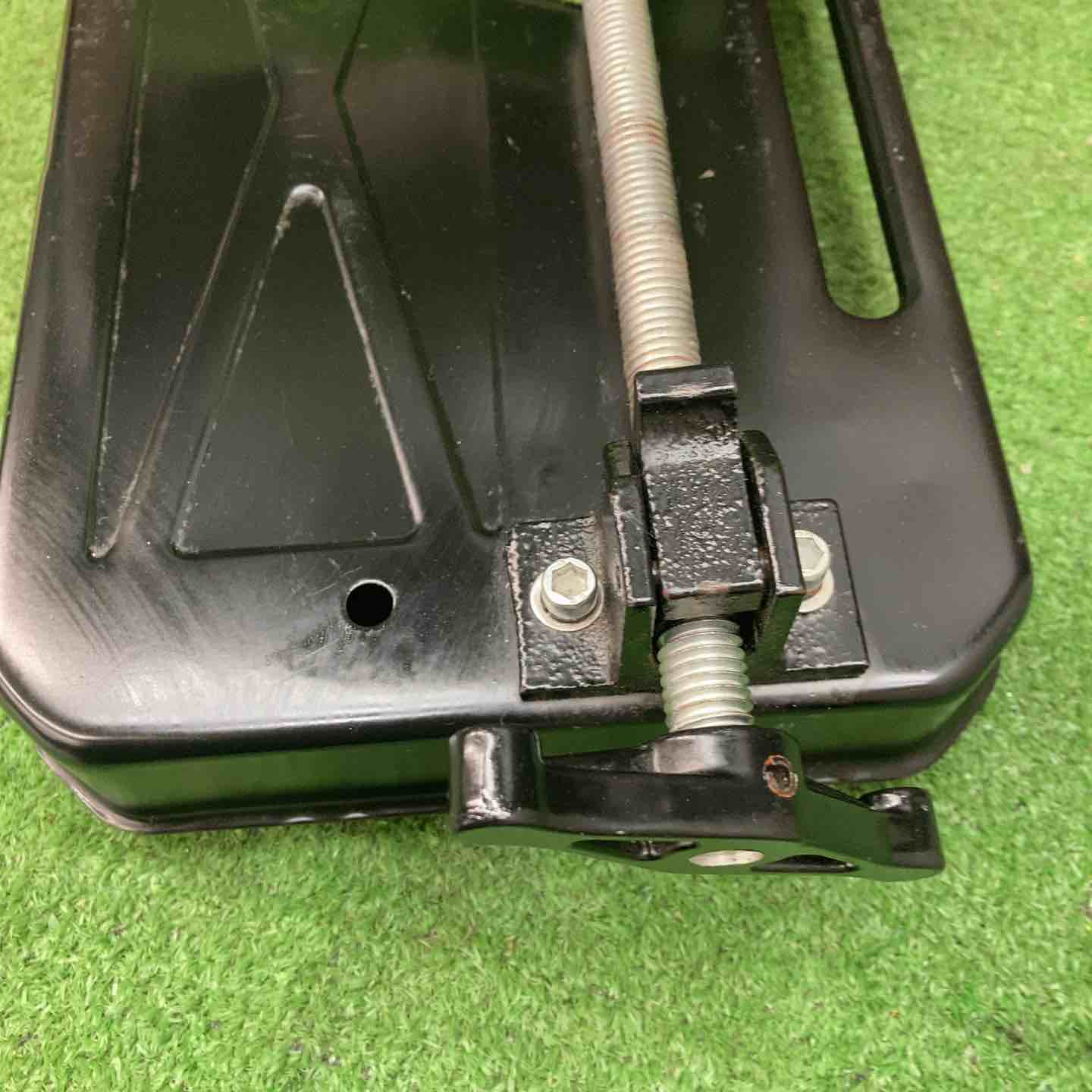 育良精機(IKURA) 185mmサーメントチップソーカッター ISK-CTC185【川越