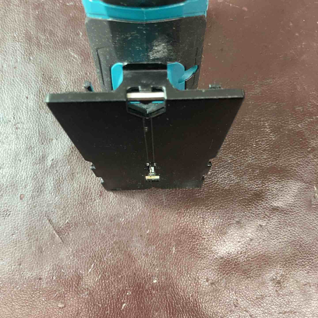 【中古品】★マキタ(makita) コードレスボードカッタ SD180DZ【東大和店】